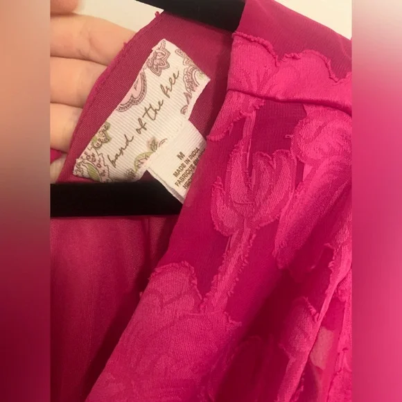 FUSCHIA PINK PEPLUM MINI DRESS FLORAL ACCENTS BRAND NEW - Picture 6 of 9